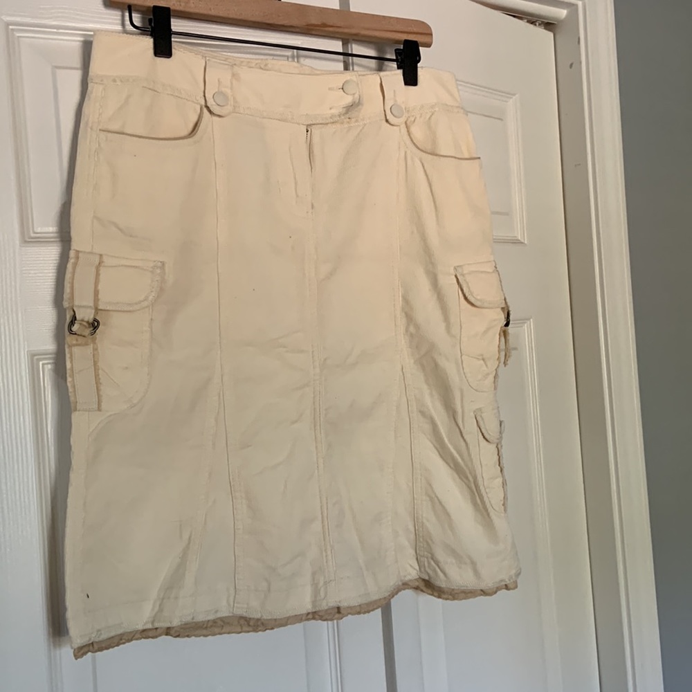 Winter white White House black market cord skirt